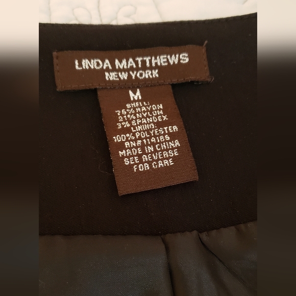 Linda Matthews New York Black Blazer - Picture 7 of 11
